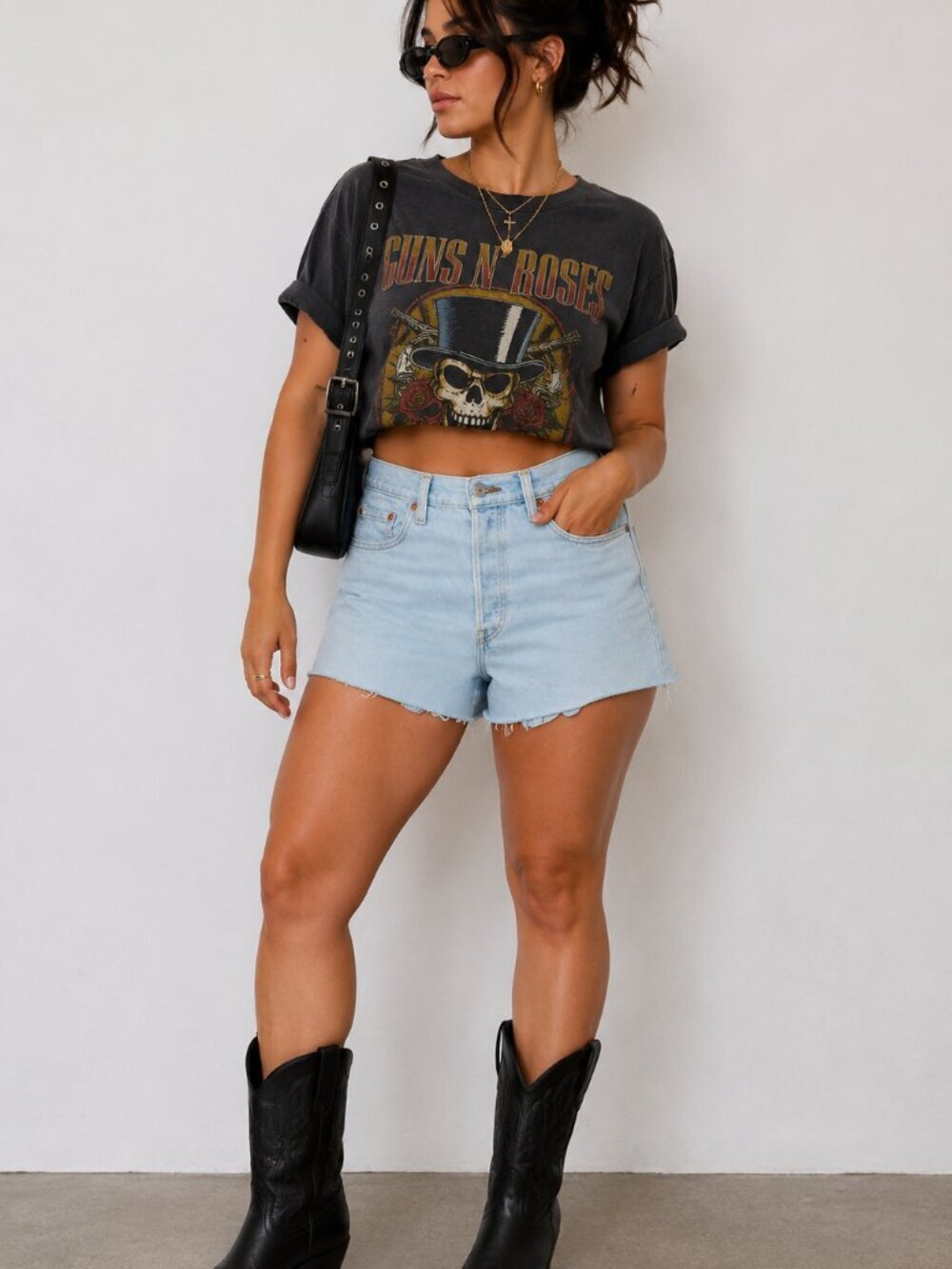 Levi’s Ribcage Cutoff Shorts – Size 29